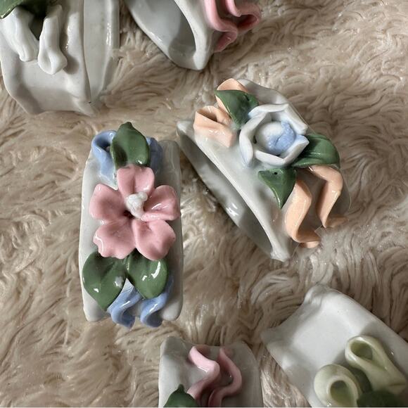 Set of Six Vintage Napkin Rings Pastel Floral Fine China Ceramic Pastel Garden - Picture 5 of 9